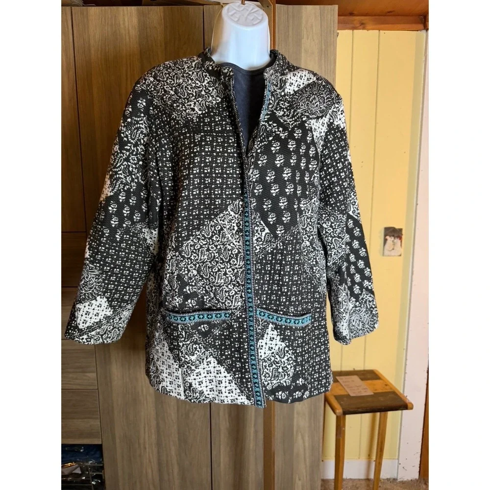 424. Artisan Inspired Boho Patchwork Quilted Jacket Teal Trim Cotton Large